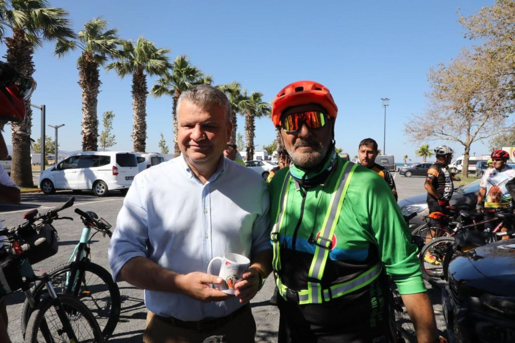 Edremit’te Unutulmaz Bir Gün! 516515198 742280384829656 2459150376874218850 n - Marmara Bölge Gazetesi