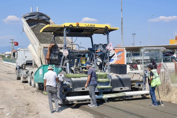 Burhaniye’de Yol Alarmı! 516746609 1189737633192603 4052415680587906586 n - Marmara Bölge Gazetesi