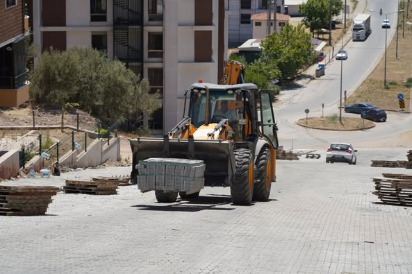 Edremit’te Olağanüstü Hareketlilik! 518286836 751029413954753 8481254154300328719 n - Marmara Bölge Gazetesi