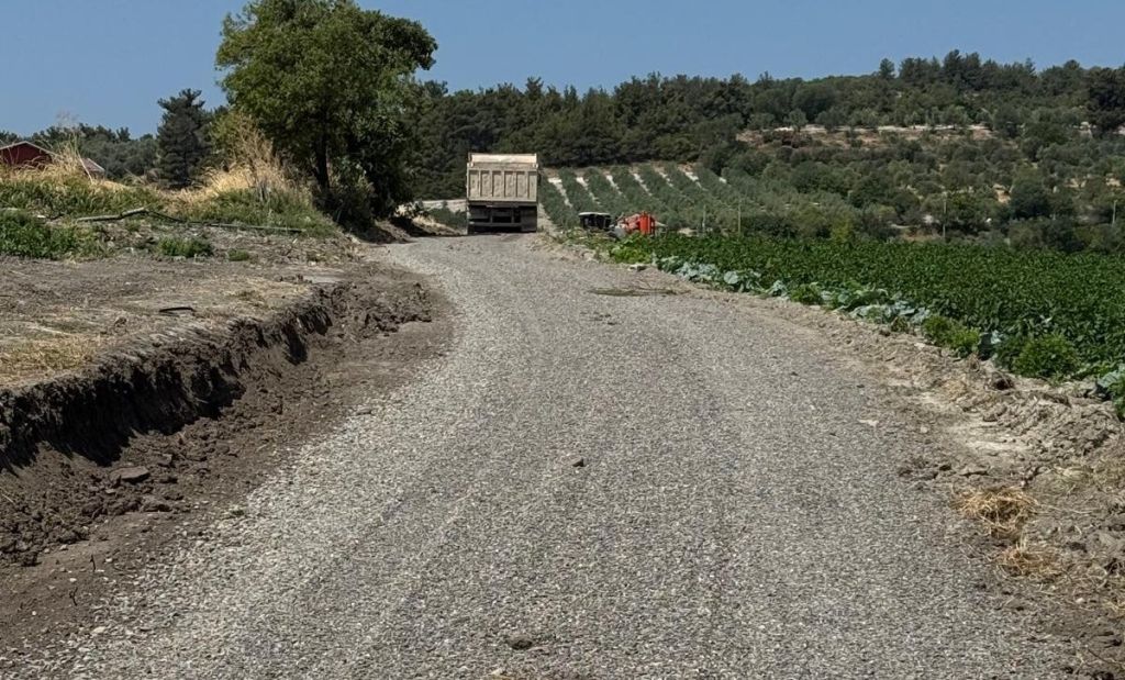 Balıkesir’in Bigadiç ilçesinde, vatandaşların günlük ulaşımını kolaylaştırmak ve mahalle içi