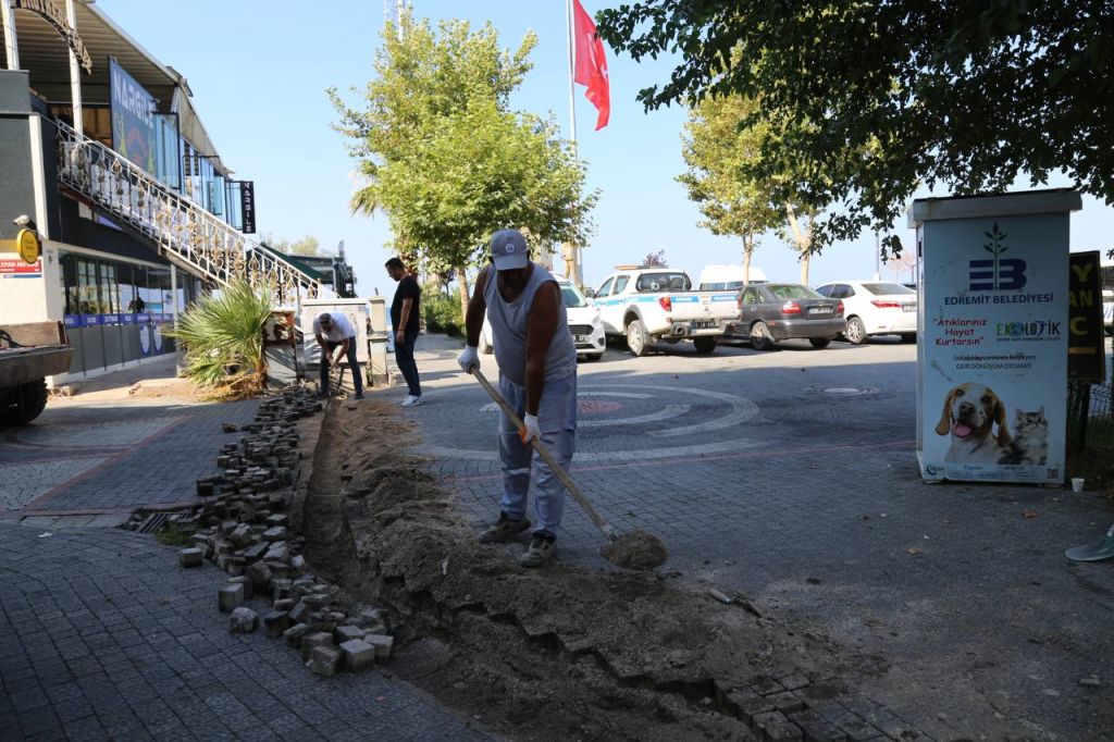 Edremit’te O An Geldi: Her Şey Değişiyor! 526302509 761664856224542 8138892601185132358 n - Marmara Bölge Gazetesi