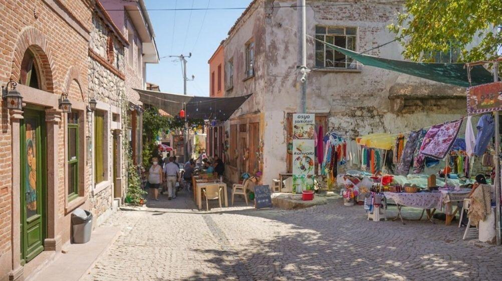 Balıkesir'de Bir Avrupa Köyü: Görenleri Mest Ediyor! 6649ddd40b7645001499ffcf - Marmara Bölge Gazetesi