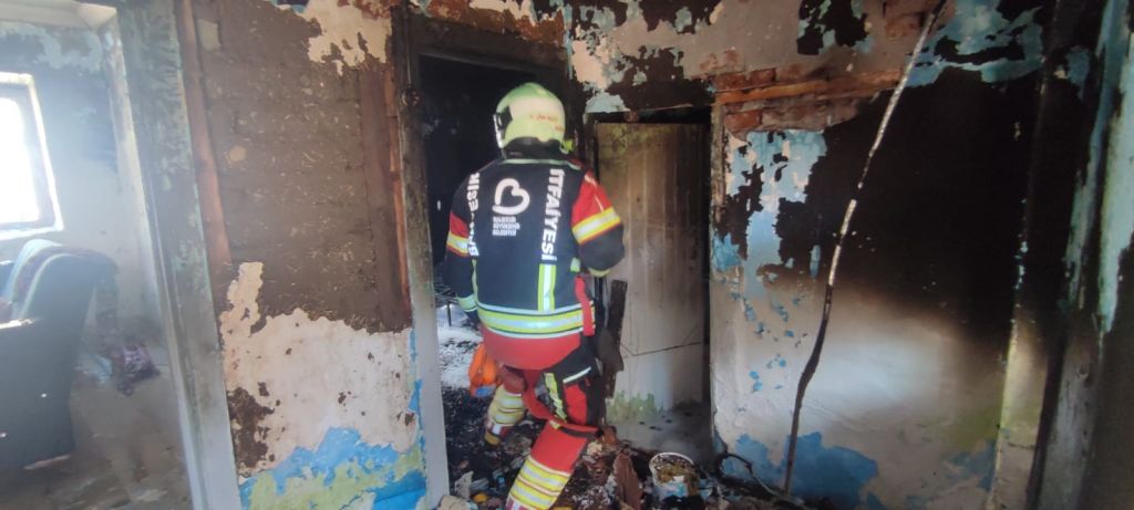 Balıkesir Havran’da Dehşet Dolu Anlar: Ev Cayır Cayır Yandı AW488214 01 - Marmara Bölge Gazetesi