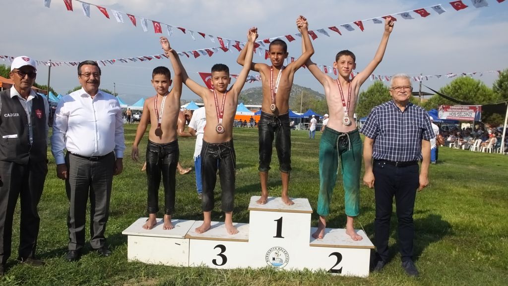 Kızıklı Yağlı Güreşleri’nde Başpehlivan Belli Oldu! AW500331 05 - Marmara Bölge Gazetesi