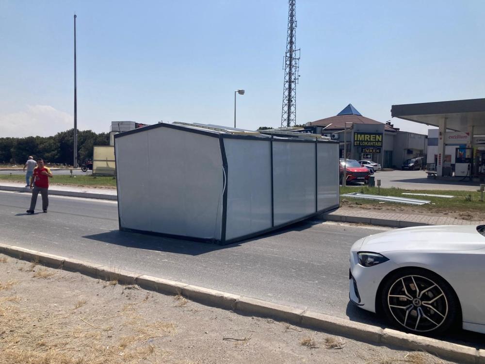 Balıkesir’in Bandırma ilçesinde ilginç bir kaza meydana geldi. Küçük Sanayi