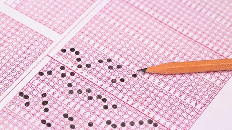 4 Yıllık Üniversite İçin AYT Şart mı? TYT Puanıyla Hangi Bölümlere Girilir? Adsiz tasarim 1 15 - Marmara Bölge Gazetesi