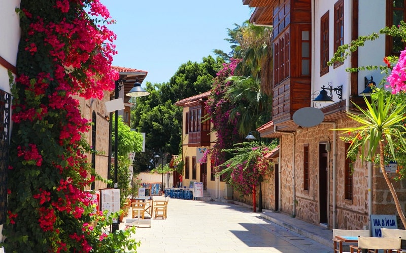 Her Köşesi Hayranlık Uyandıran, Kendine Has Bir Ruh Taşıyan Semt Antalyas Altstadt Kaleici - Marmara Bölge Gazetesi