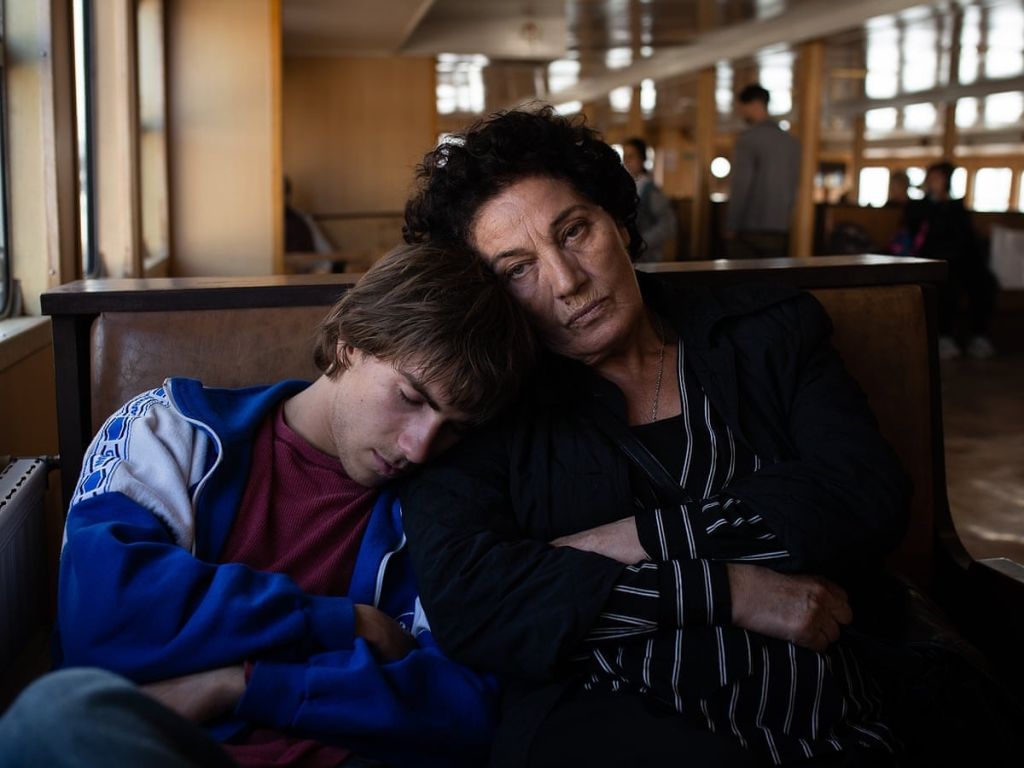 Tutku, Kimlik ve Direniş: Eşcinsel Aşkı Anlatan 15 Film Crossing - Marmara Bölge Gazetesi