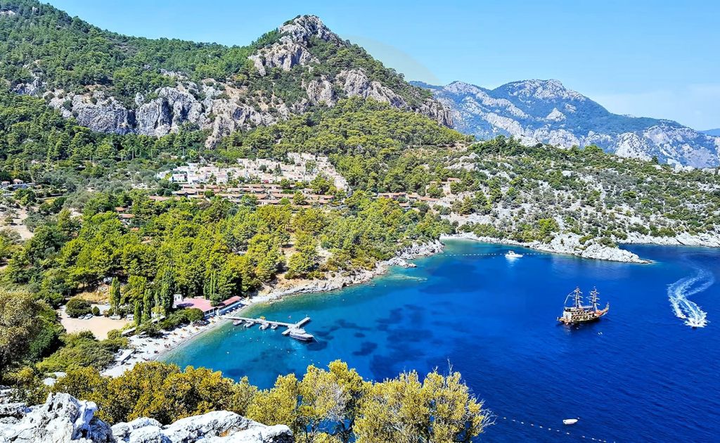 Marmaris Amos Koyu - Marmara Bölge Gazetesi