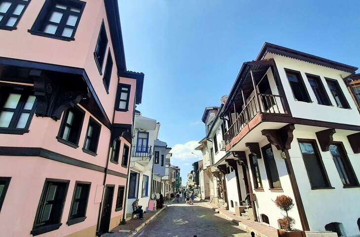 Mudanya Evleri - Marmara Bölge Gazetesi