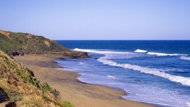 İzmir’in Aliağa ilçesine bağlı Çaltılıdere mevkiinde, şehirden yalnızca 15 kilometre