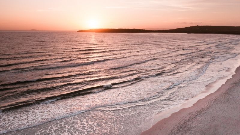 İzmir’in incisi Çeşme’de, merkeze sadece 10 kilometre mesafede bulunan Çiftlikköy’de