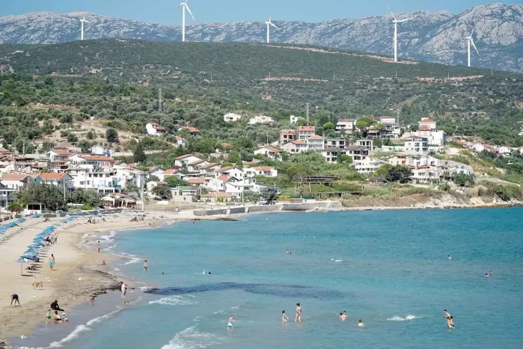 İzmir’e 1.5 Saat Uzaklıkta Bir Cennet, En Güzel Günübirlik Kaçış Noktası ardic plaji karaburun izmir - Marmara Bölge Gazetesi