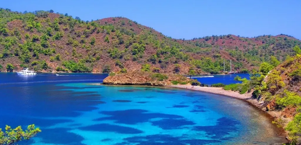 Muğla’nın Marmaris ilçesi, her yaz binlerce turisti ağırlarken, kalabalıklardan uzak