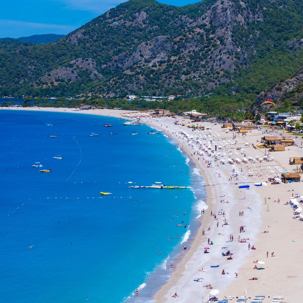 Ege’de Bir Kıyı Var ki… Güzelliği Kadar Acısı da Dillere Destan! caption 13 - Marmara Bölge Gazetesi