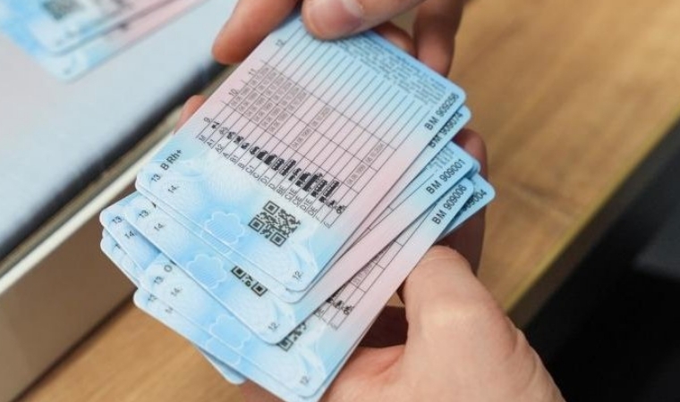 Sürücüler Dikkat! Eski Ehliyetler İçin Son Fırsat ehliyetini yenilemeyen yandi 1 agustosta eski ehliyet tarih oluyor 1751526498 - Marmara Bölge Gazetesi