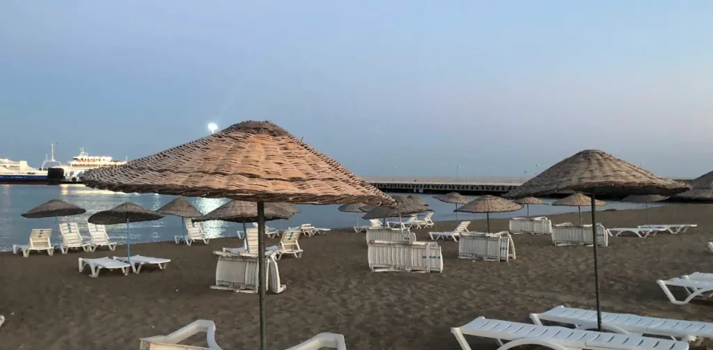 Deniz, Kum ve Huzurun Buluştuğu Ege Kıyısı image 371 - Marmara Bölge Gazetesi
