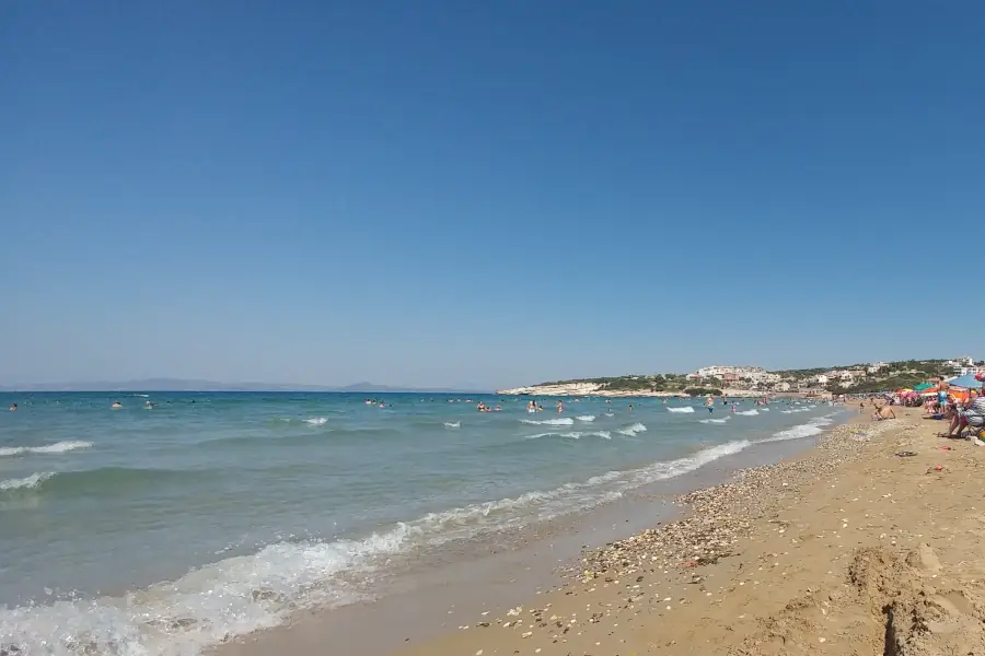 İzmir’e 1.5 Saat Uzaklıkta Bir Cennet, En Güzel Günübirlik Kaçış Noktası karaburun ardic plaji - Marmara Bölge Gazetesi