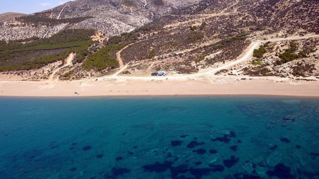 El Değmemiş Güzelliğiyle Büyüleyen Plaj maxresdefault 32 - Marmara Bölge Gazetesi