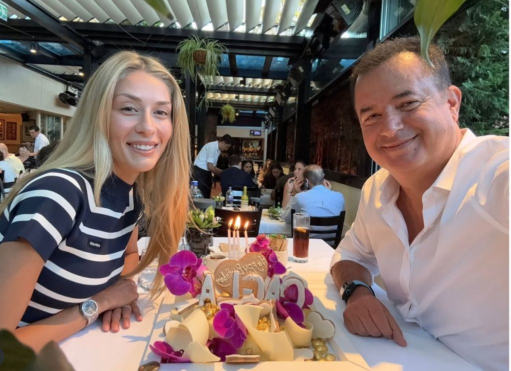 26. Yaşını Kutladı s 3ed792b38d6b802fa9972b65fe8e2407dd758df9 - Marmara Bölge Gazetesi