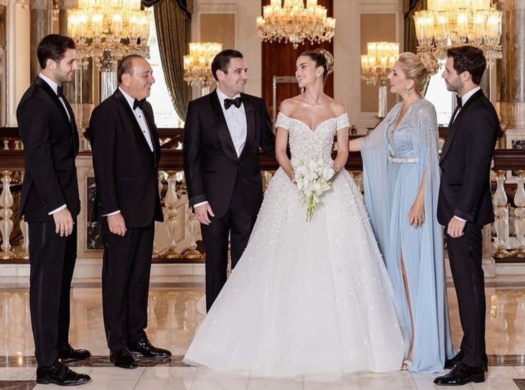 Cemiyet hayatının en çok konuşulan isimlerinden Nazlı ve Hacı Sabancı