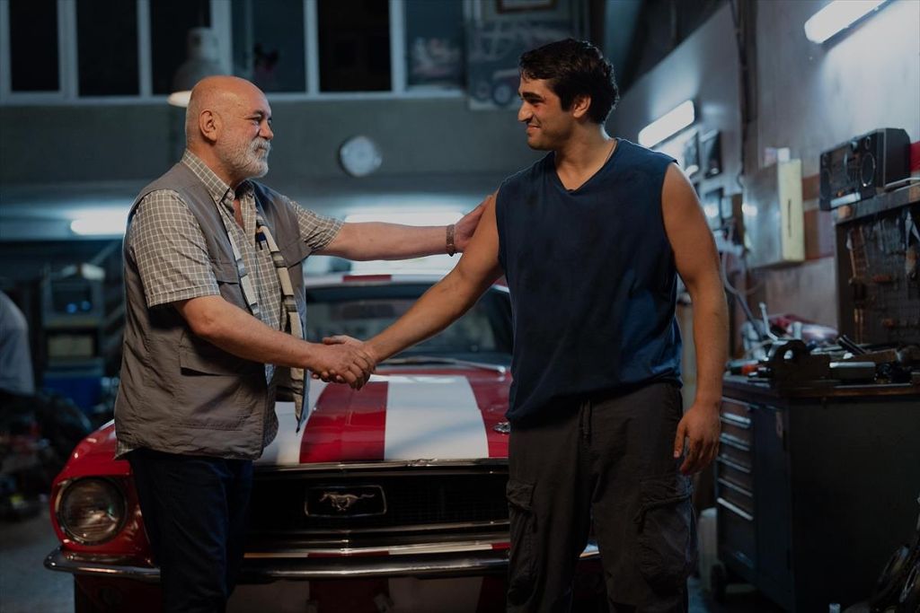 Netflix’te Yeni Dram Fırtınası: Metruk Adam s ad005c2497932f87acb6082610fed3c5a2e1b992 1 - Marmara Bölge Gazetesi