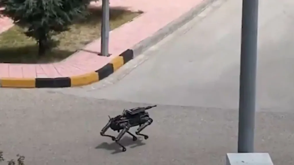 ve sonunda bu da oldu turkiye robot ordusunu sahaya surdu c64355 - Marmara Bölge Gazetesi
