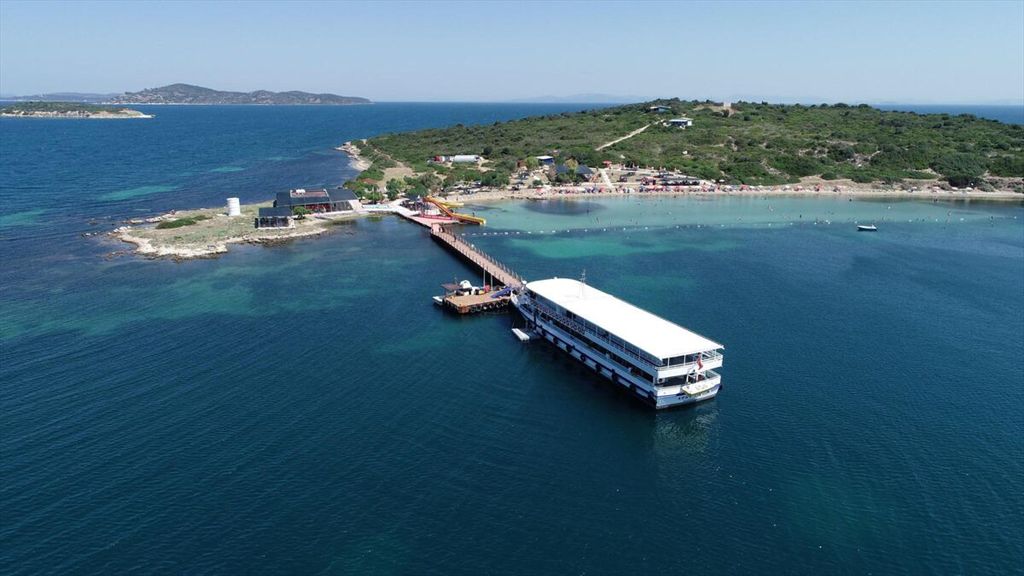 Ege’nin Sakin Kaçış Noktası: Burada Denize Girmek Bedava 09052021093543653 - Marmara Bölge Gazetesi