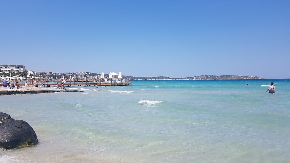 Ege’de Altın Kumların Üzerinde Tatilin En Keyifli Hali 1653479511 8b4c5ff0a5cb8a02b05e6d2483d117b7 - Marmara Bölge Gazetesi