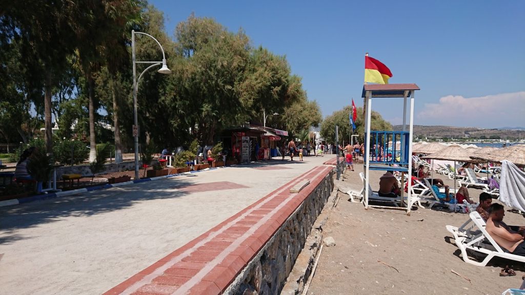 Altın Kumlar, Cam Gibi Deniz: Doğallığıyla Büyüleyen Plaj 2018 08 05 - Marmara Bölge Gazetesi