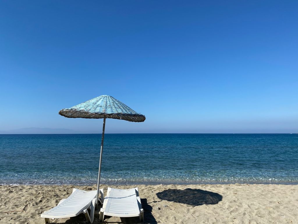 Balıkesir’e 3,5 saat uzaklıktaki mavi bayraklı Pigale Plajı, kalabalıktan uzak,