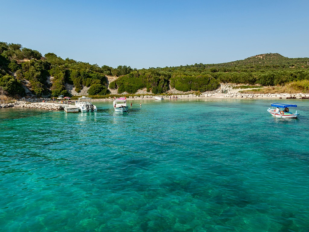 İzmir’in Dikili ilçesine sadece 20 dakika mesafede, termal sularıyla şifa