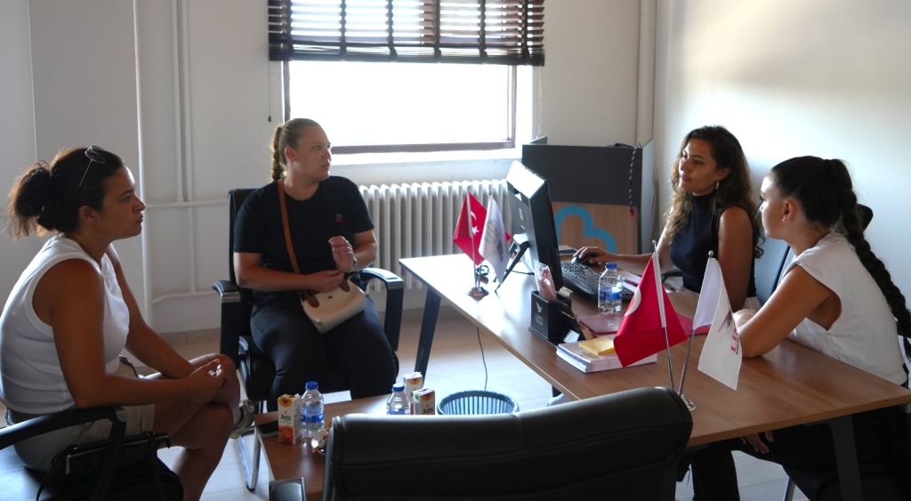 Ahmet Akın Tercih Sürecinde Gençlerin Yanında 5 3 - Marmara Bölge Gazetesi