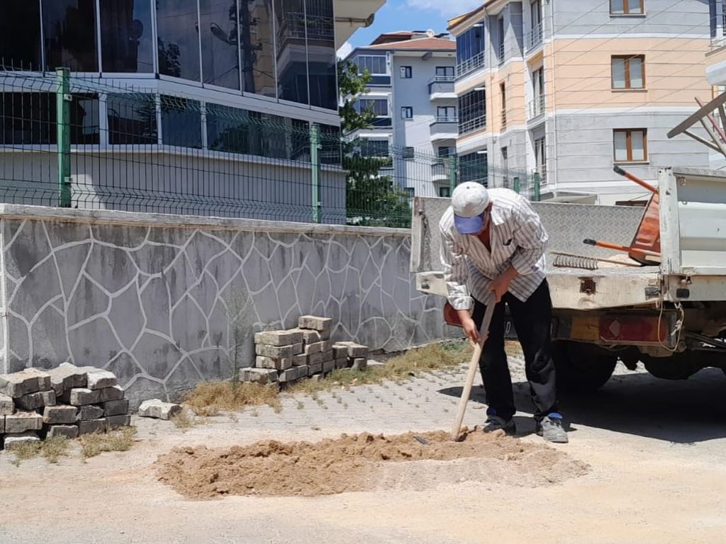 Dursunbey’de Belediye Sahada! 527347658 18479305792079512 3709981114170055814 n - Marmara Bölge Gazetesi
