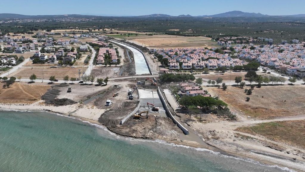 Çanakkale’nin Ezine ilçesine bağlı Geyikli beldesinde başlatılan “Çakal Deresi Taşkın