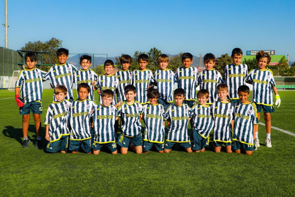 Burhaniye Belediyespor Altyapı Futbol Takımları, yaz döneminde tüm yaş kategorilerinde