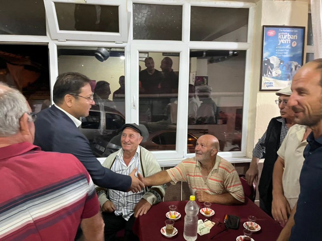 Sındırgı’da Büyük Sarsıntı Sonrası Başkan Sahada! 534851917 24511481135156539 4051477307684909193 n - Marmara Bölge Gazetesi