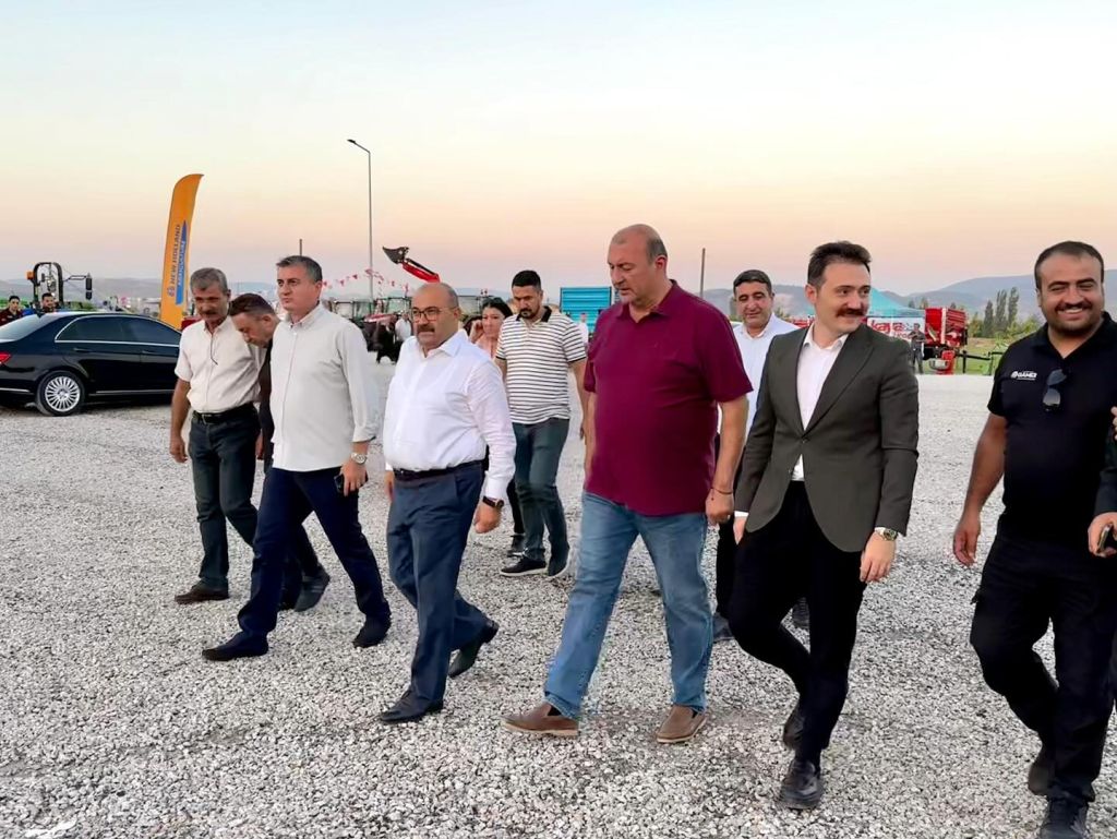 Binlerce Kişi Bigadiç’te Buluştu! 534995501 17906700174214446 8164639034084919277 n - Marmara Bölge Gazetesi