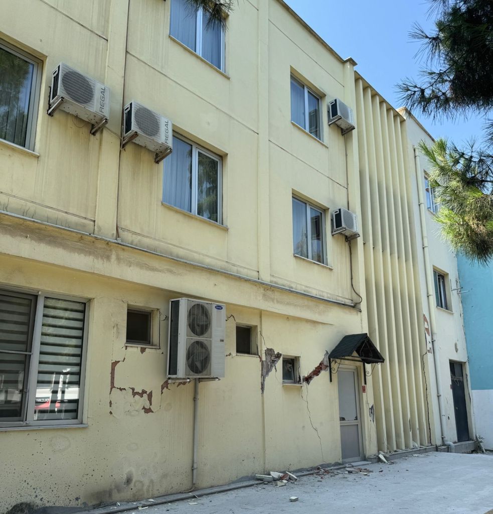 Sındırgı’da Deprem Bölgesinde Kritik İnceleme! 535308694 1195790135911509 7623727052318255283 n - Marmara Bölge Gazetesi