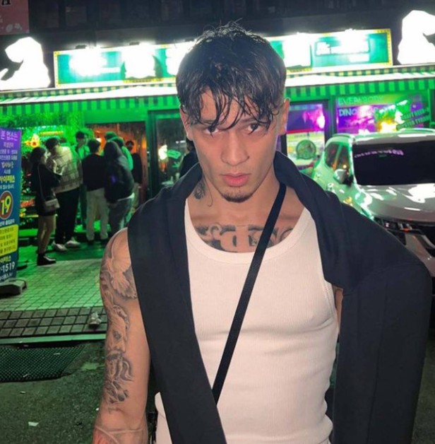 Ünlü rapçi Çakal, Ayçiçeği Festivali konserinin ardından silahlı saldırıya uğradı.