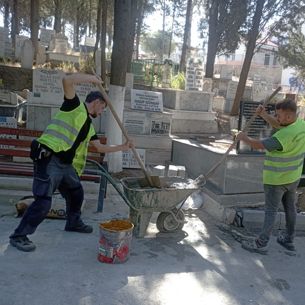 Edremit’te Takdir Toplayan Çalışma! 540982957 784381607286200 2110198208688876523 n - Marmara Bölge Gazetesi