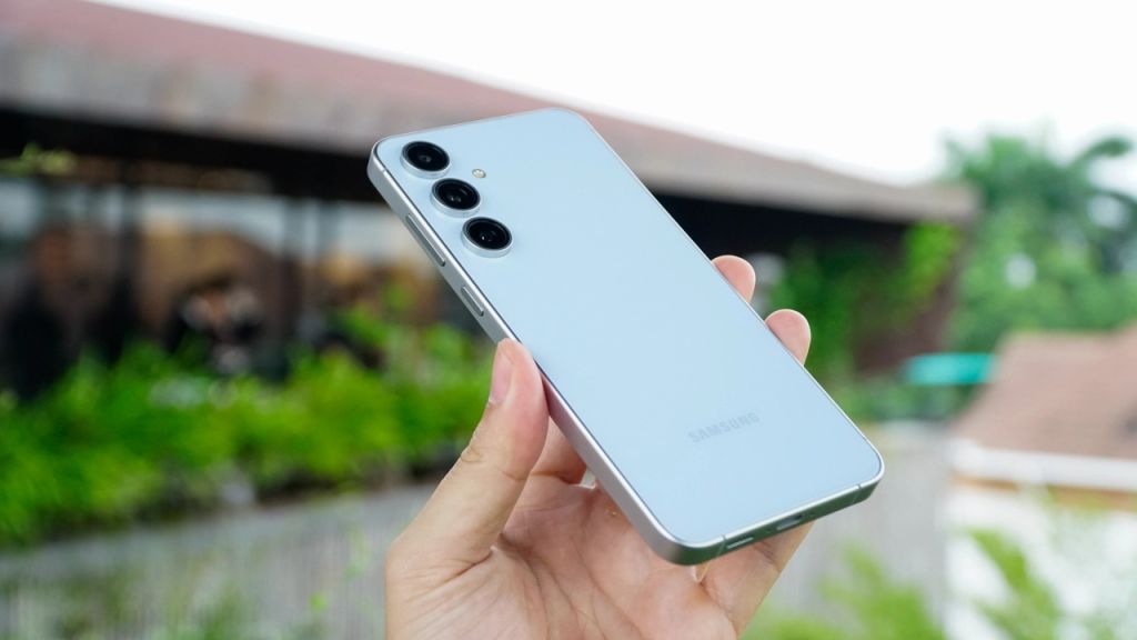 Samsung’un uzun süredir merakla beklenen Fan Edition modeli Galaxy S25