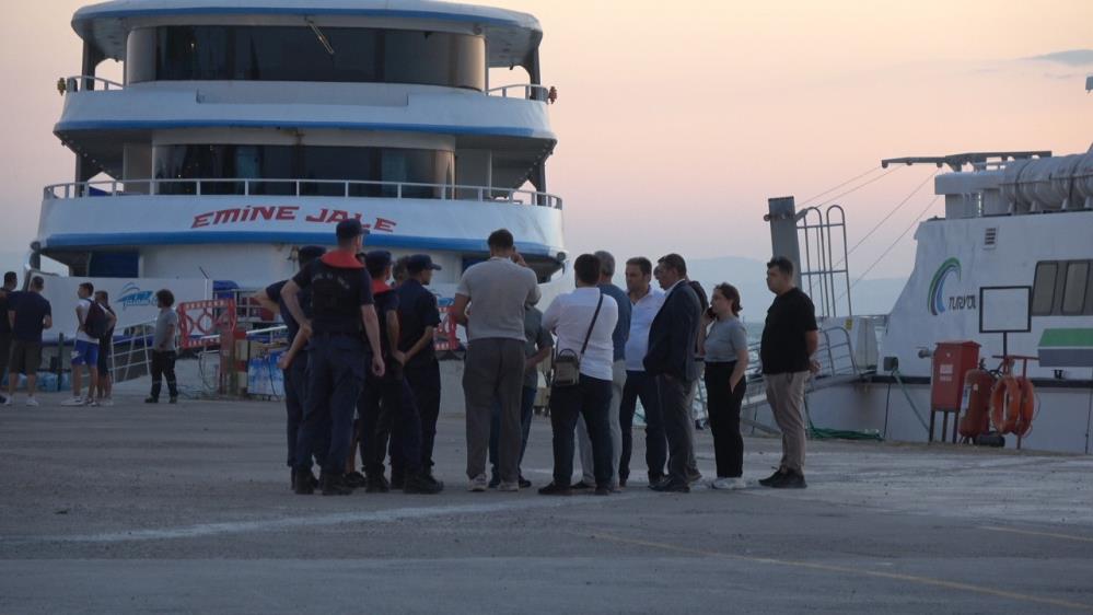Ayvalık Limanı'nda İskele Krizi AW510515 09 1 - Marmara Bölge Gazetesi