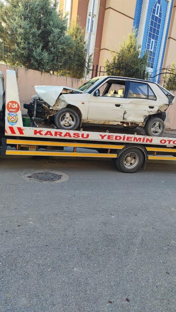 Eşine Sinirlenen Kadın Arabasıyla Dehşet Saçtı AW518440 02 - Marmara Bölge Gazetesi