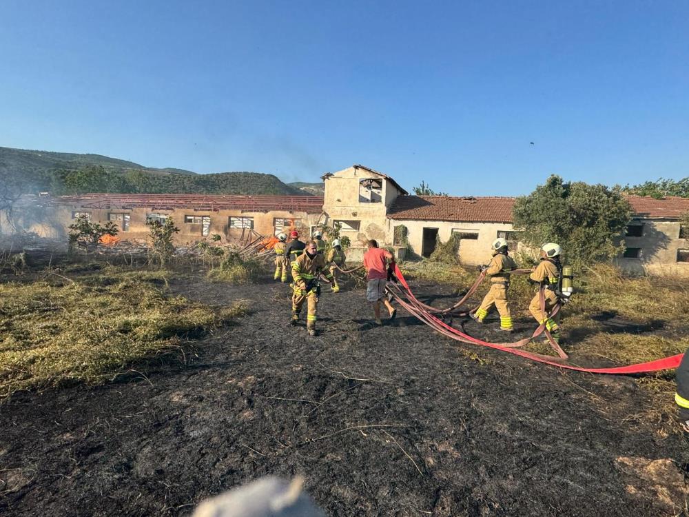 AW518518 01 - Marmara Bölge Gazetesi