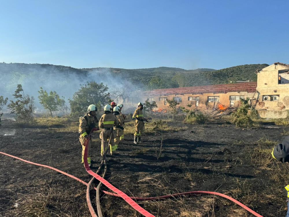 AW518518 02 - Marmara Bölge Gazetesi