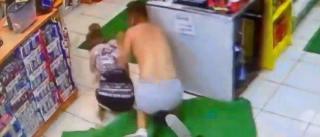 “Öldüresiye Dayak Yiyen Kadın, Mahkemede Sanıkları Affetti” AW518668 04 - Marmara Bölge Gazetesi