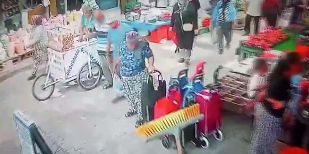 Balıkesir’de Sokak Ortasında Zanlıların Rahatlığı Pes Dedirtti AW520522 02 - Marmara Bölge Gazetesi