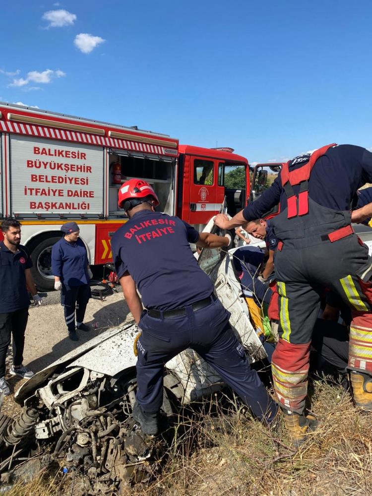 Balıkesir-Edremit Yolunda Can Pazarı! AW521544 01 - Marmara Bölge Gazetesi