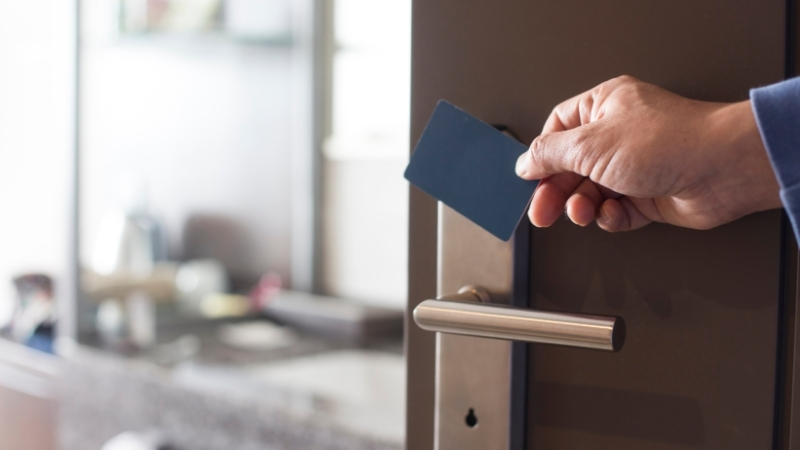 Balıkesir'deki otellerde konaklayan pek çok tatilci, odaya girer girmez kapının